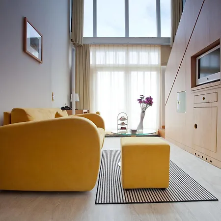 Hotel Am & 4*